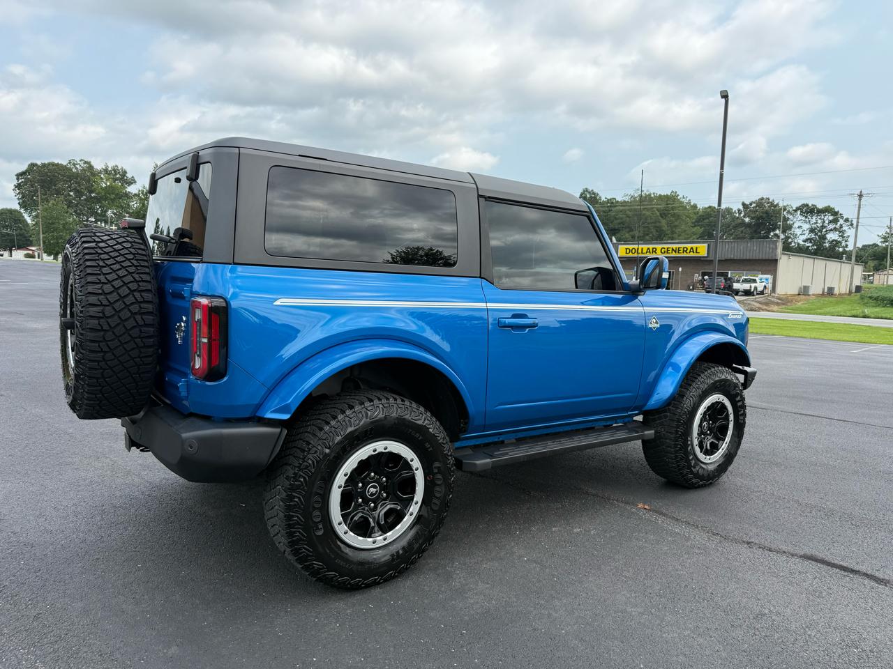 Ford Bronco Outer Banks 2-Door 2022