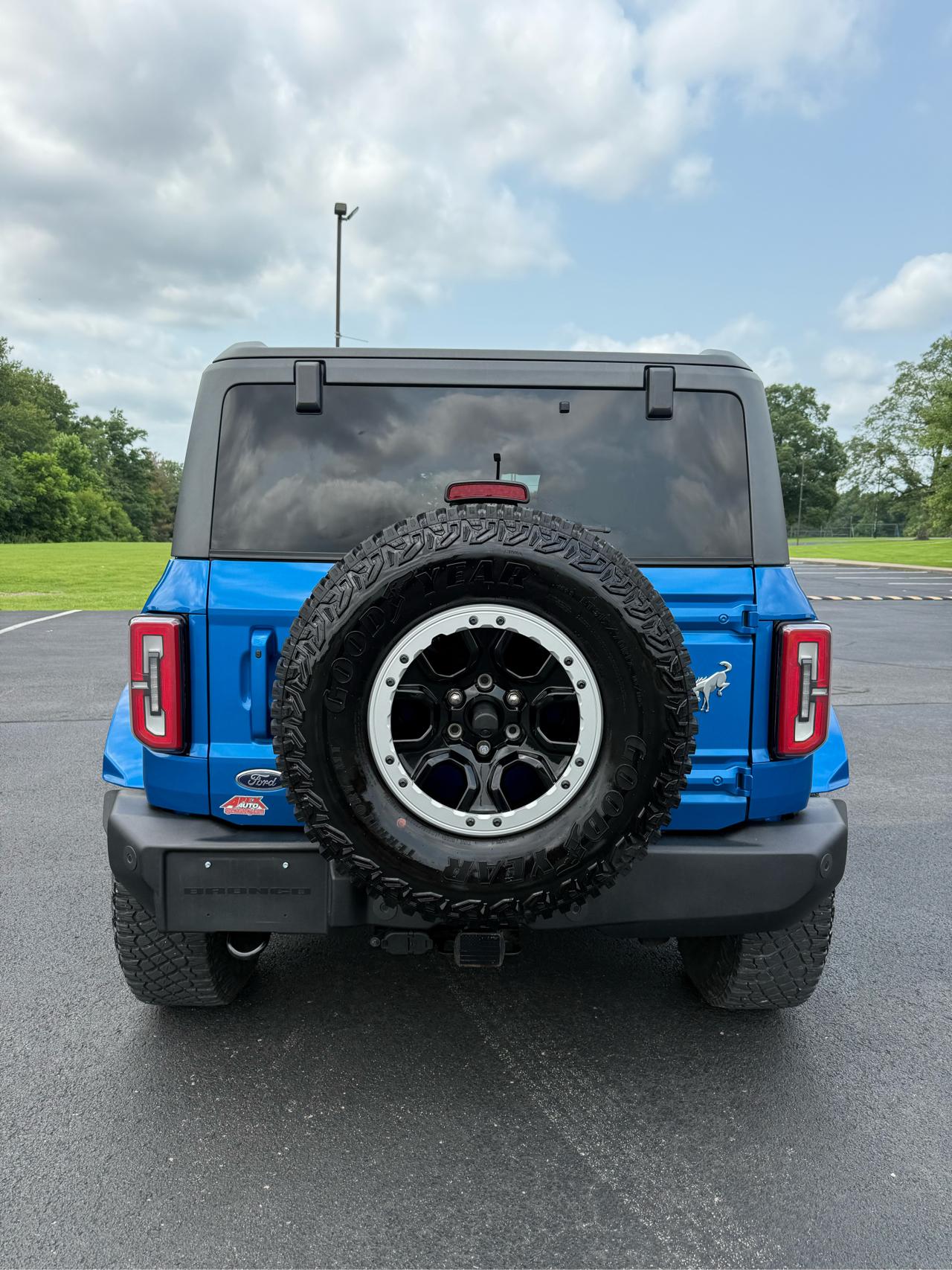 Ford Bronco Outer Banks 2-Door 2022