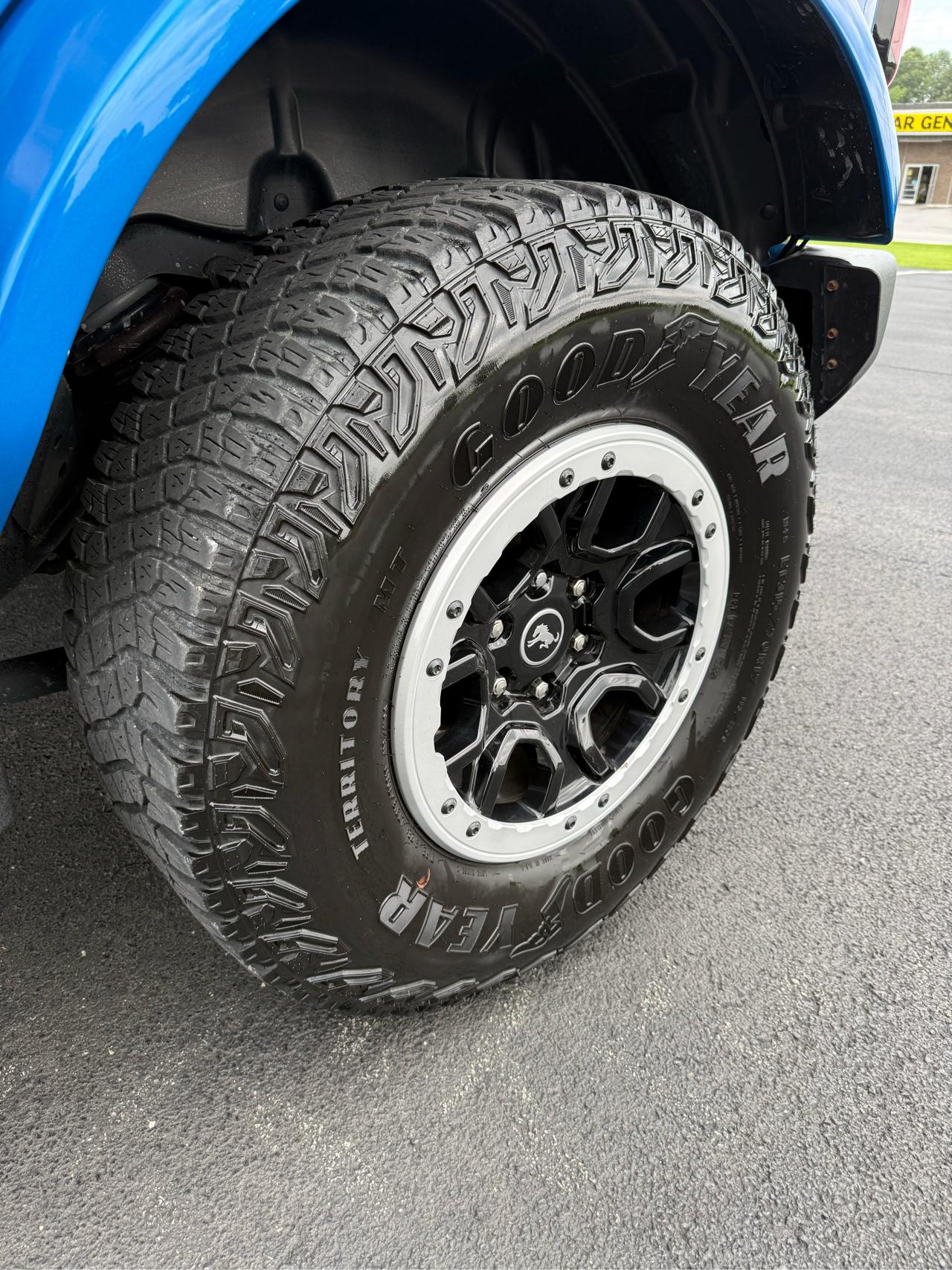 Ford Bronco Outer Banks 2-Door 2022