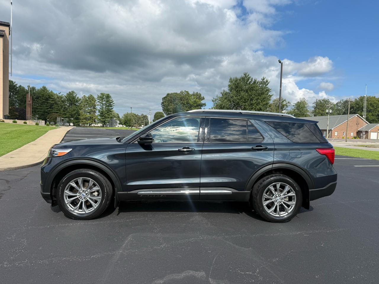 Ford Explorer Limited AWD 2022