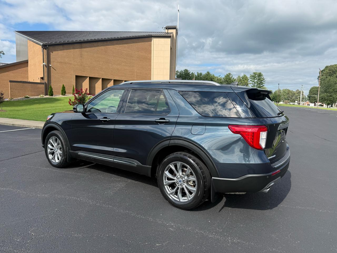 Ford Explorer Limited AWD 2022