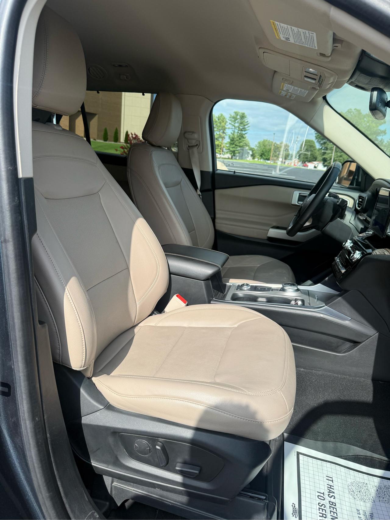 Ford Explorer Limited AWD 2022