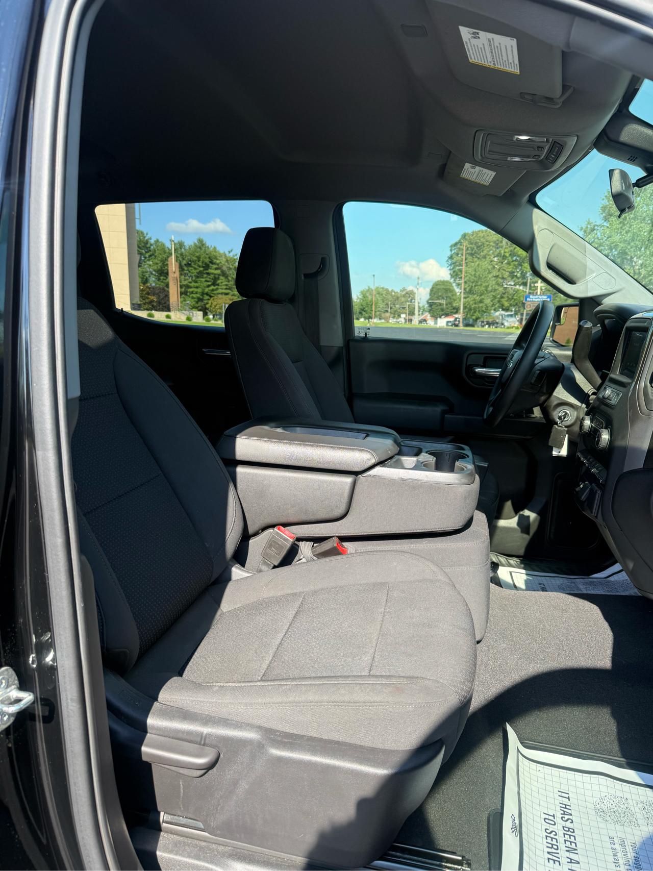 Chevrolet Silverado 1500 Custom Crew Cab Short Box 4WD 2021