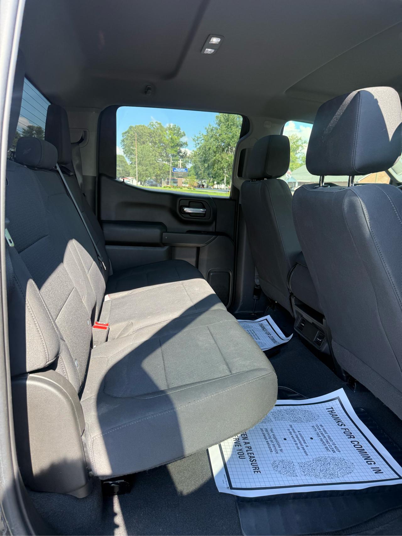 Chevrolet Silverado 1500 Custom Crew Cab Short Box 4WD 2021