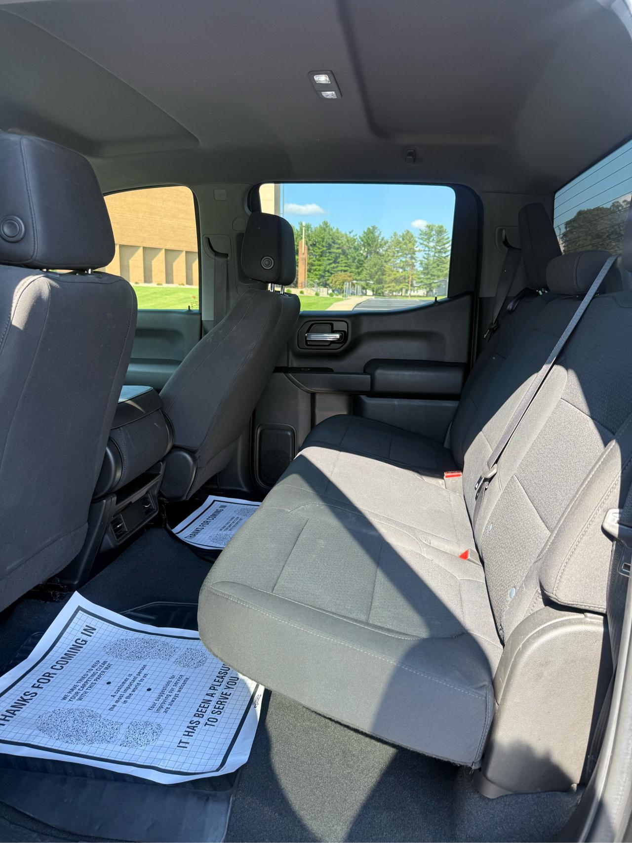 Chevrolet Silverado 1500 Custom Crew Cab Short Box 4WD 2021