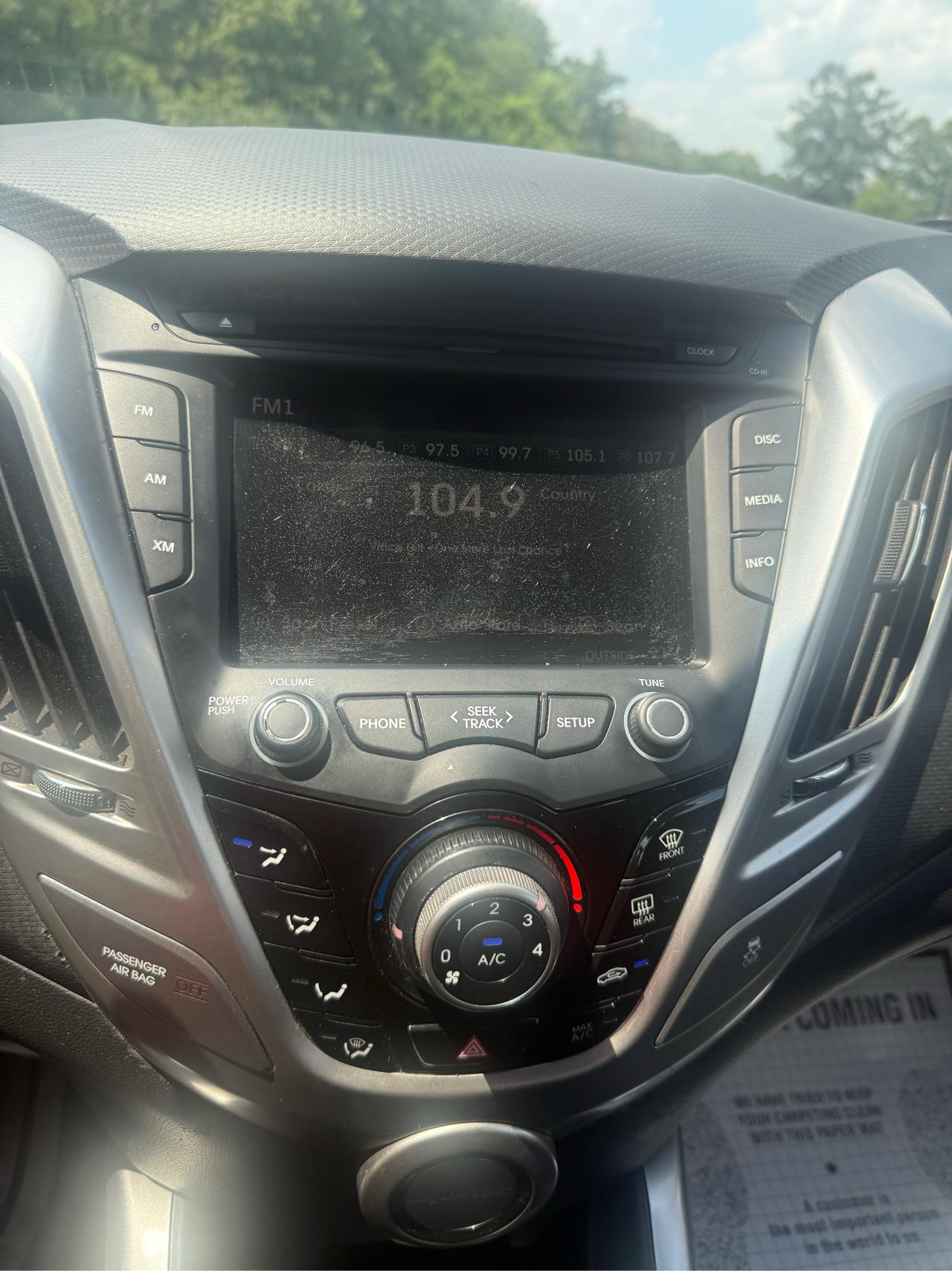 Hyundai Veloster  2015