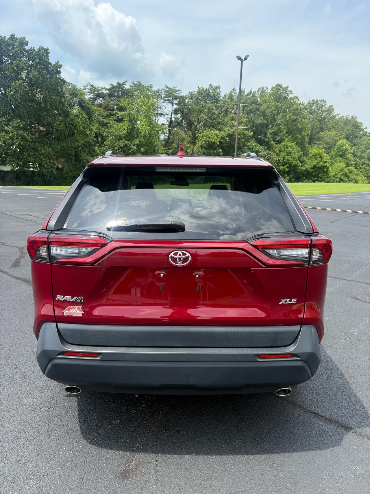 Toyota RAV4 XLE 2023