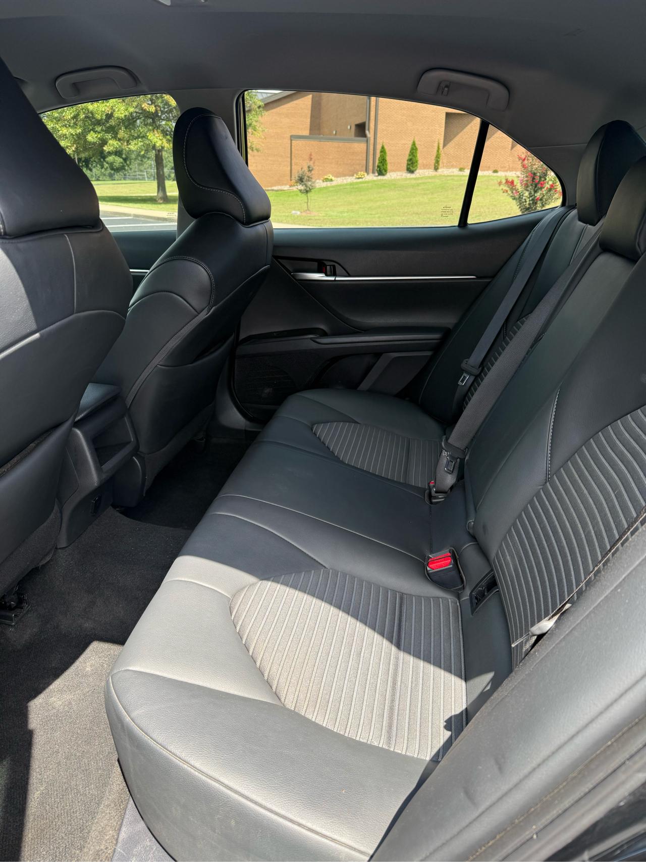 Toyota Camry SE 2024