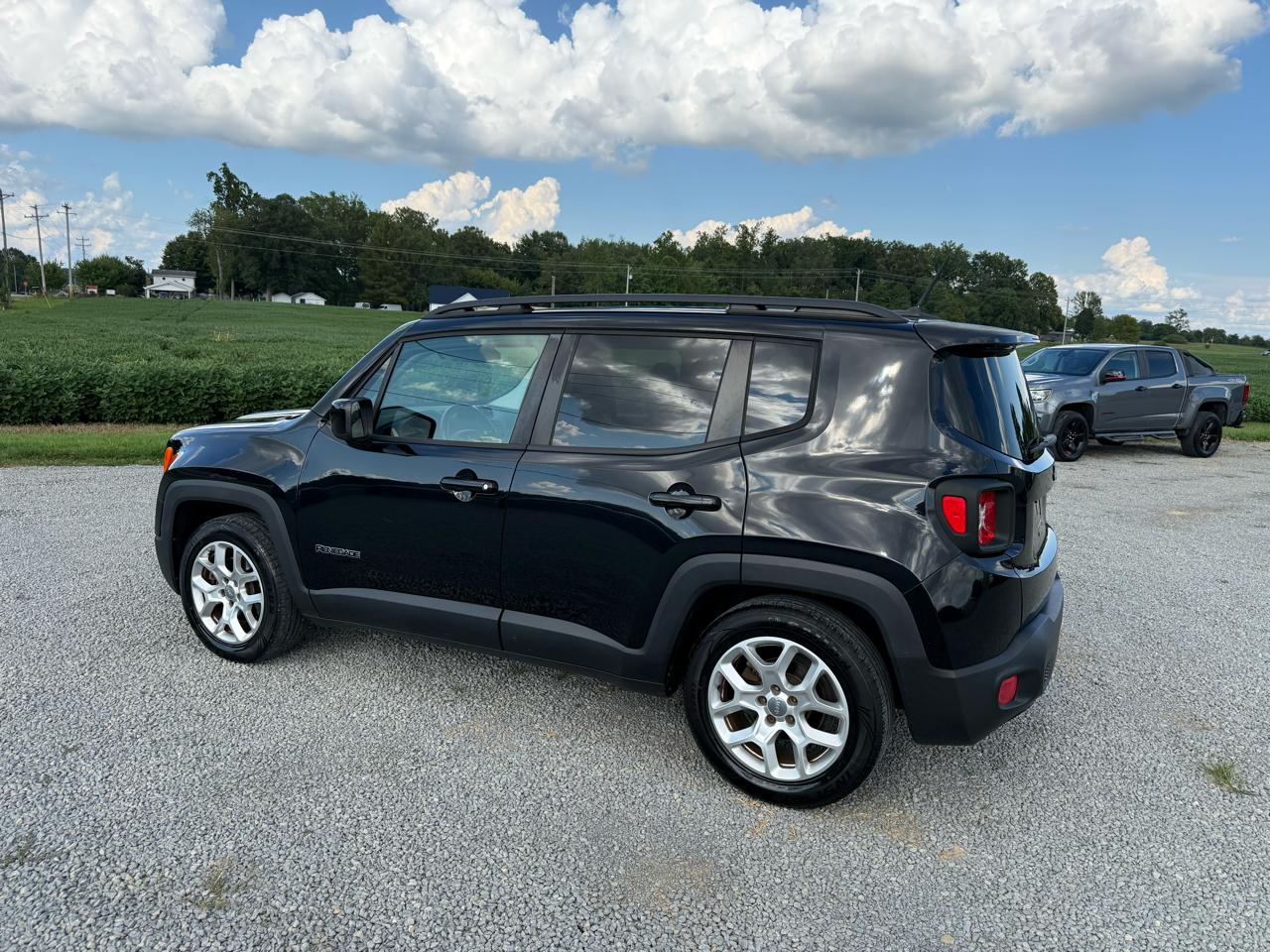 Jeep Renegade Latitude FWD 2015