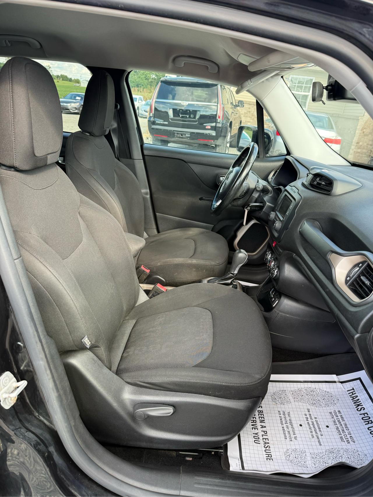 Jeep Renegade Latitude FWD 2015