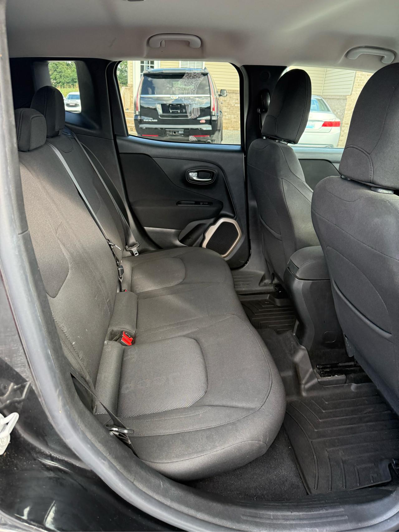 Jeep Renegade Latitude FWD 2015