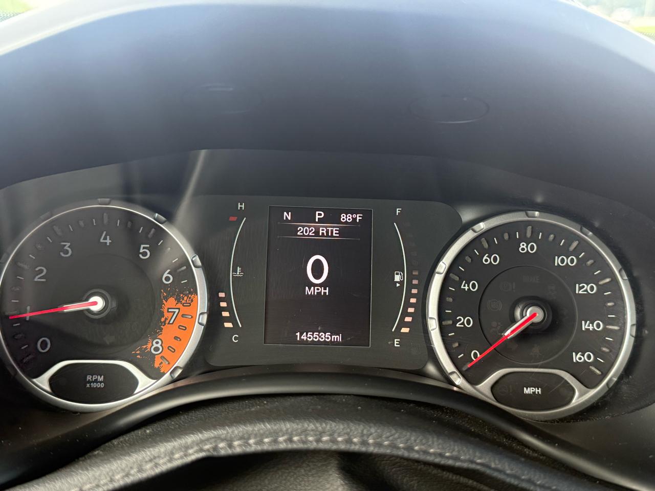 Jeep Renegade Latitude FWD 2015