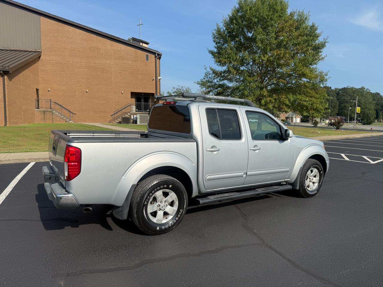 Nissan Frontier LE Crew Cab 4WD 2007