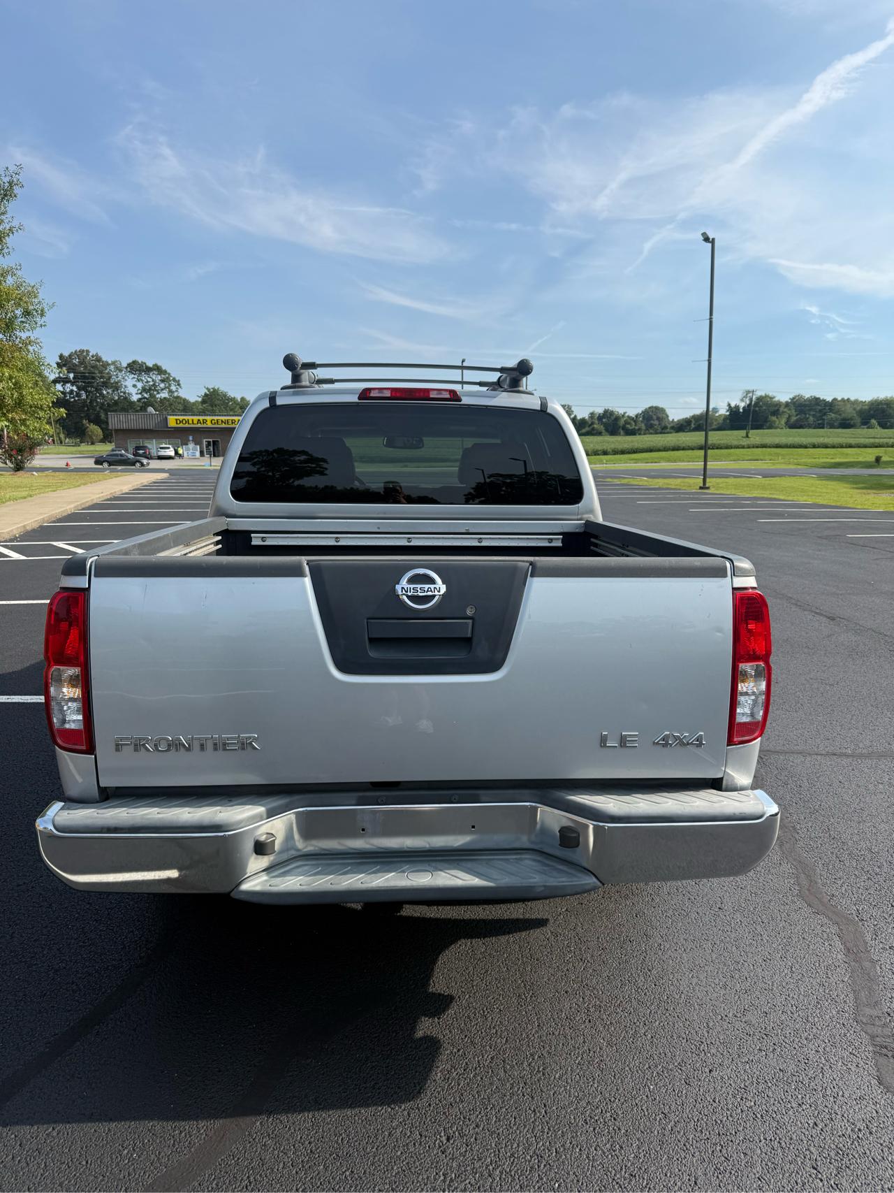 Nissan Frontier LE Crew Cab 4WD 2007