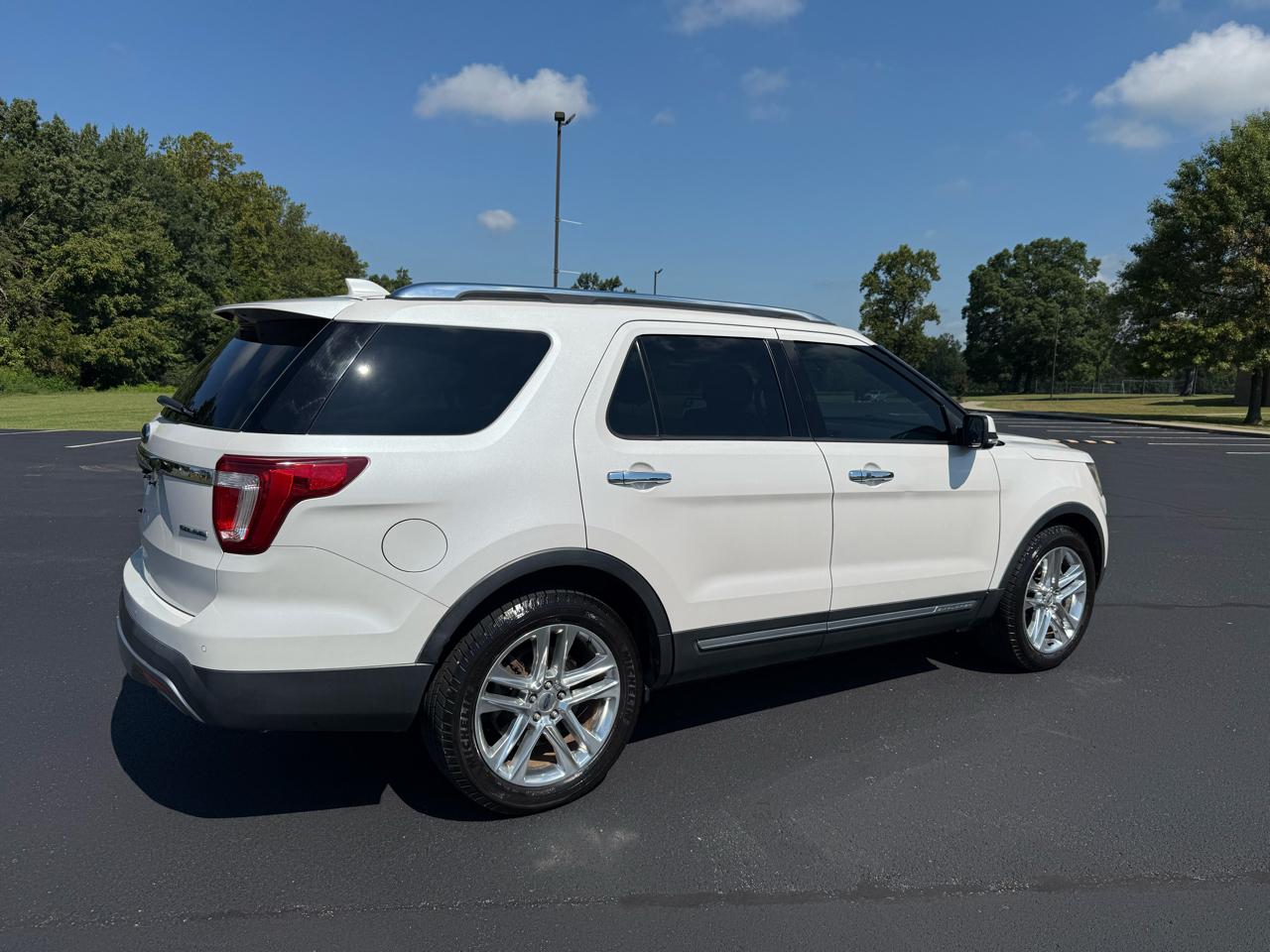 Ford Explorer Limited FWD 2016