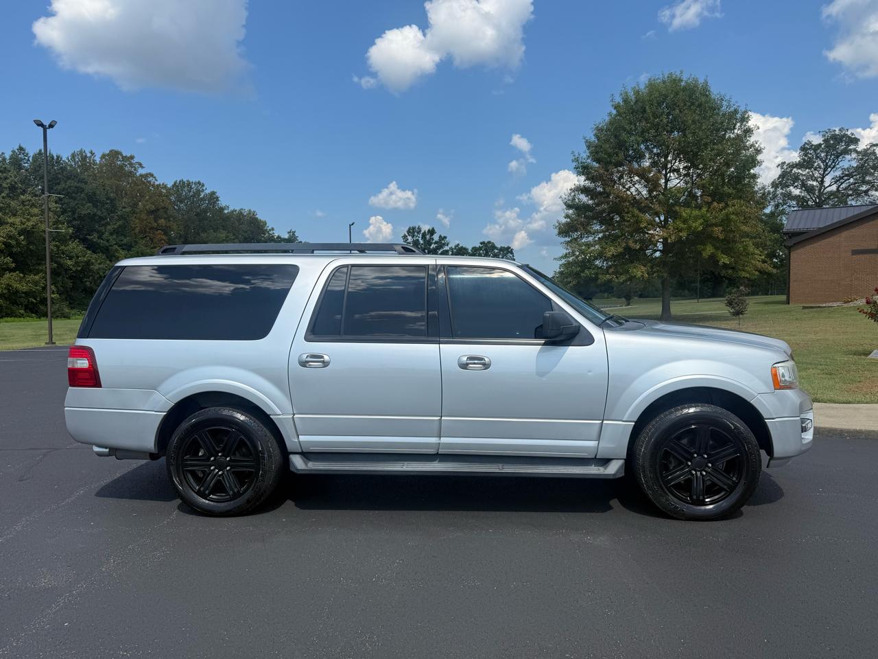 Ford Expedition EL XLT 4WD 2017
