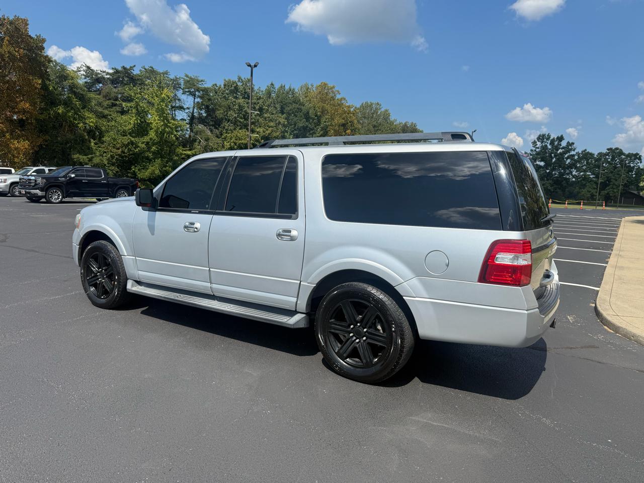 Ford Expedition EL XLT 4WD 2017