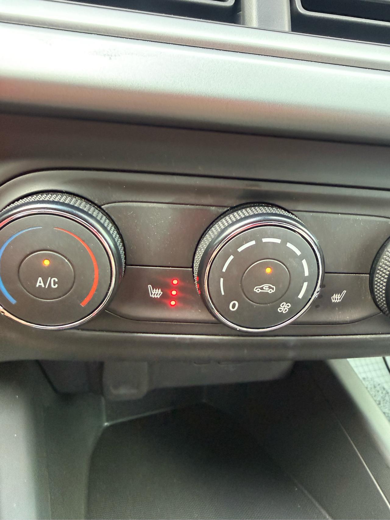 Chevrolet Trax  2025