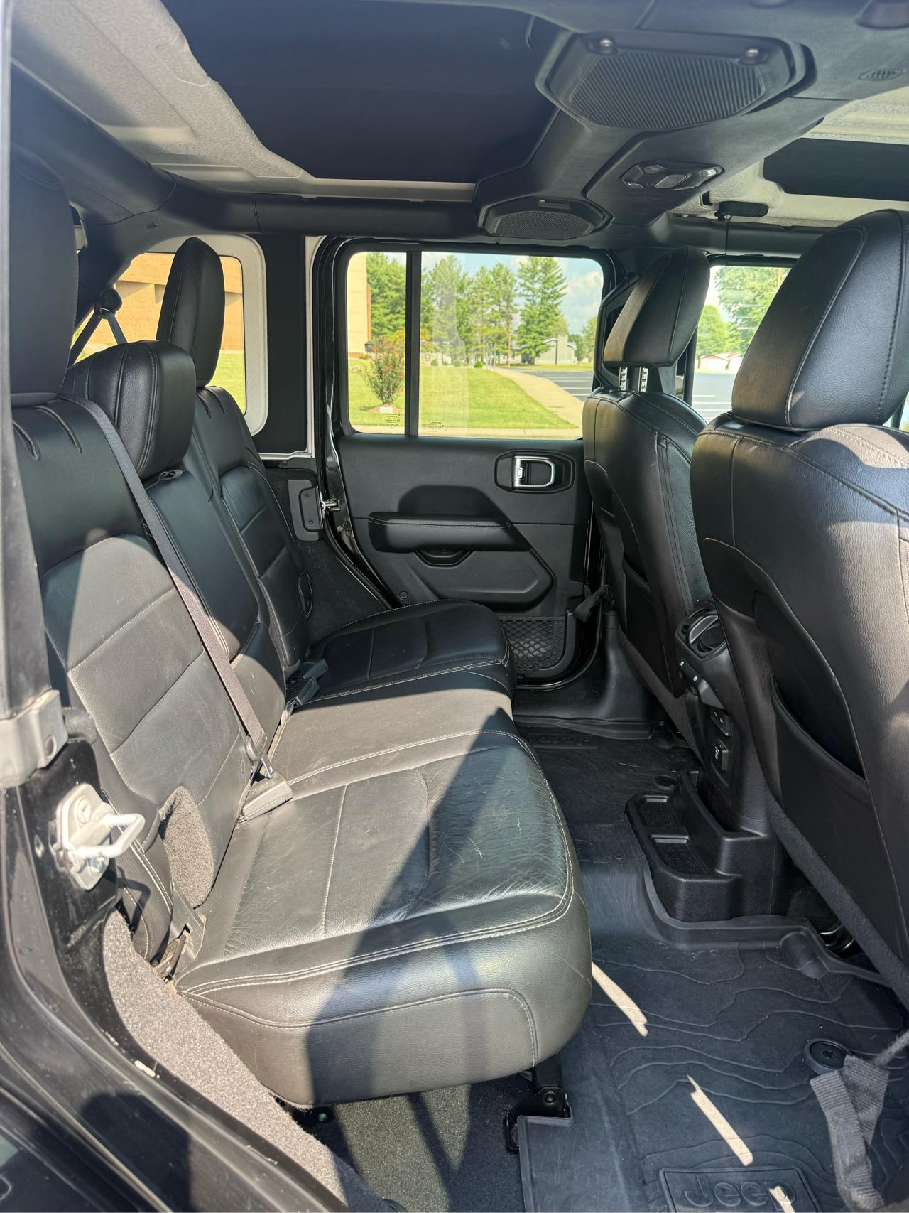 Jeep Wrangler Unlimited Sahara 2018