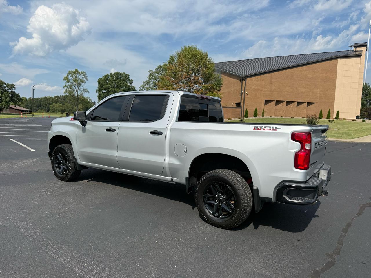 Chevrolet Silverado 1500 LT Trail Boss Crew Cab 4WD 2020
