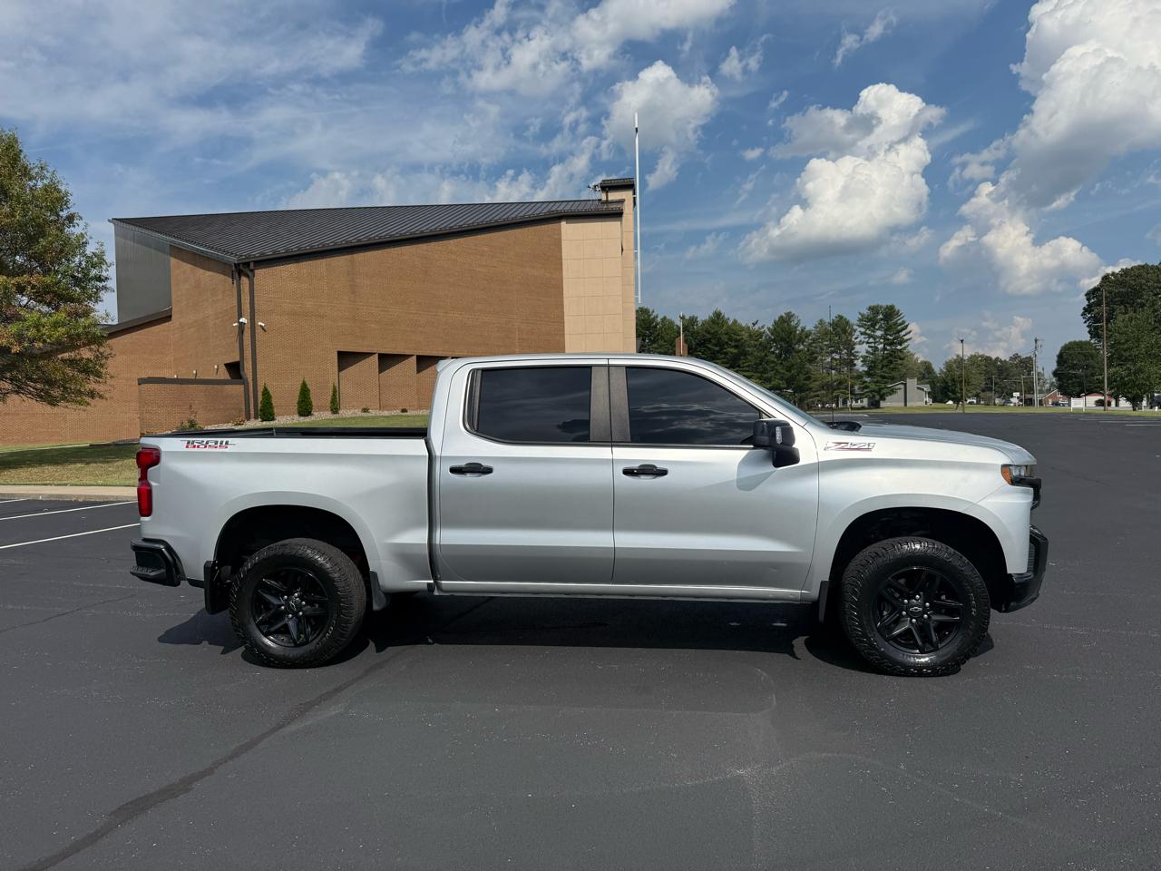 Chevrolet Silverado 1500 LT Trail Boss Crew Cab 4WD 2020