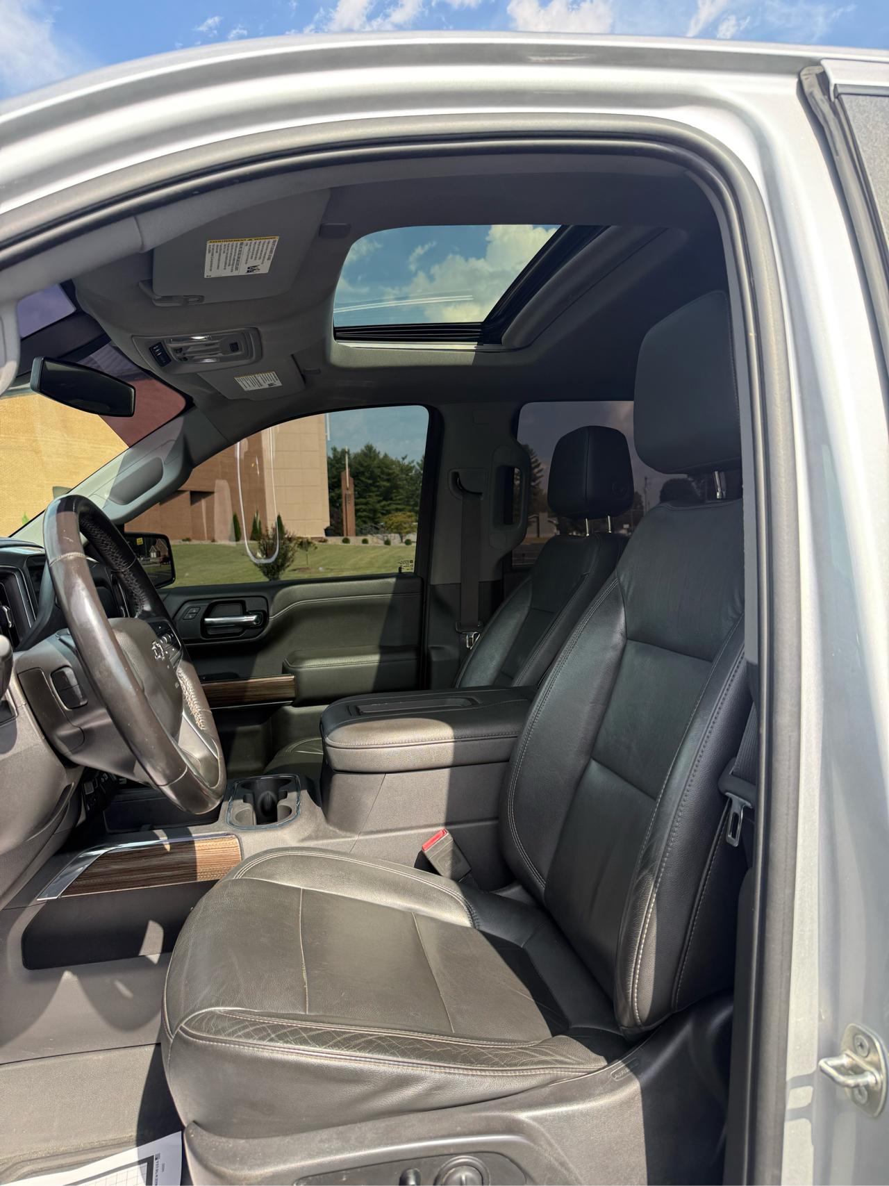 Chevrolet Silverado 1500 LT Trail Boss Crew Cab 4WD 2020