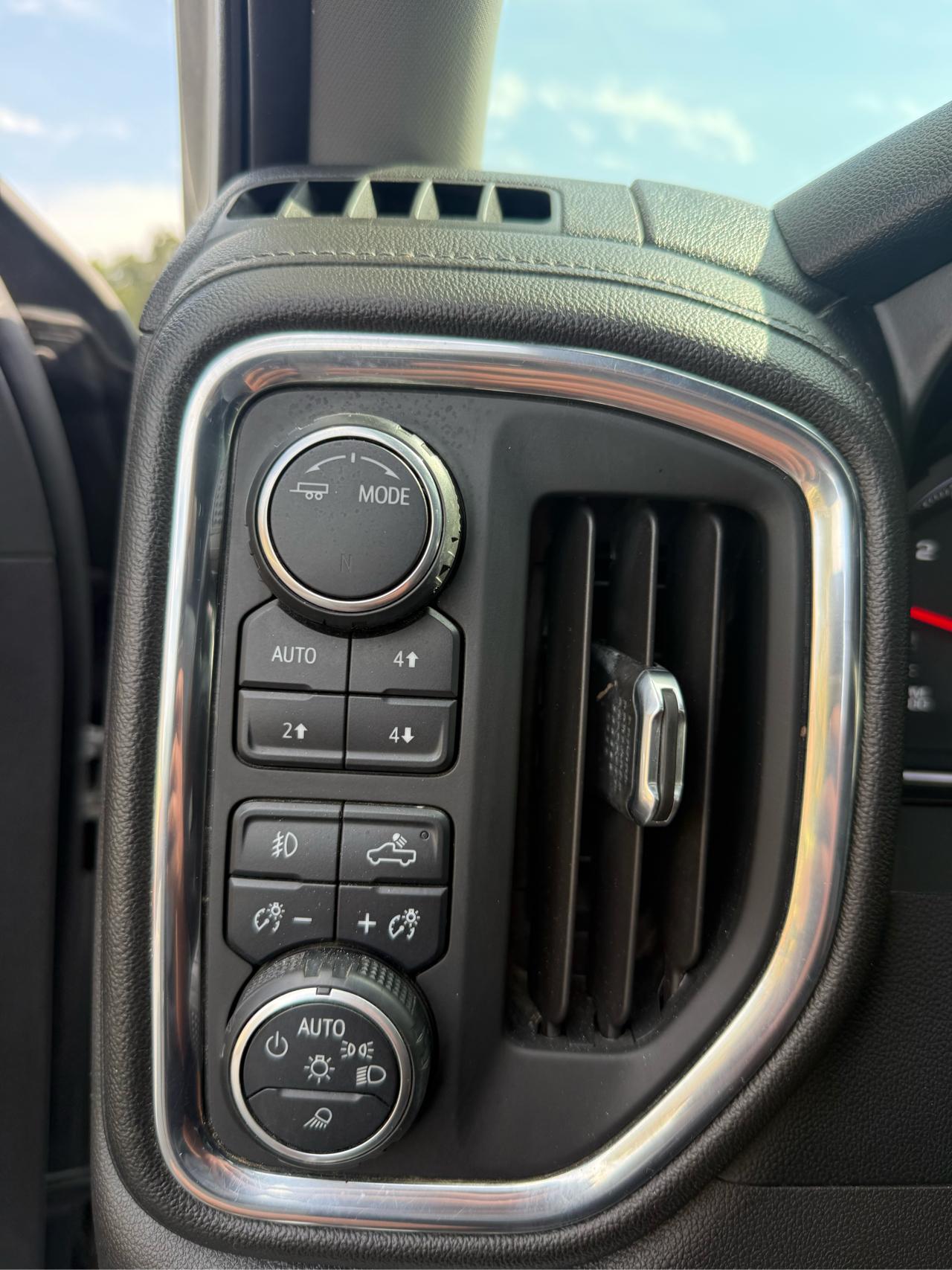 Chevrolet Silverado 1500 LT Trail Boss Crew Cab 4WD 2020