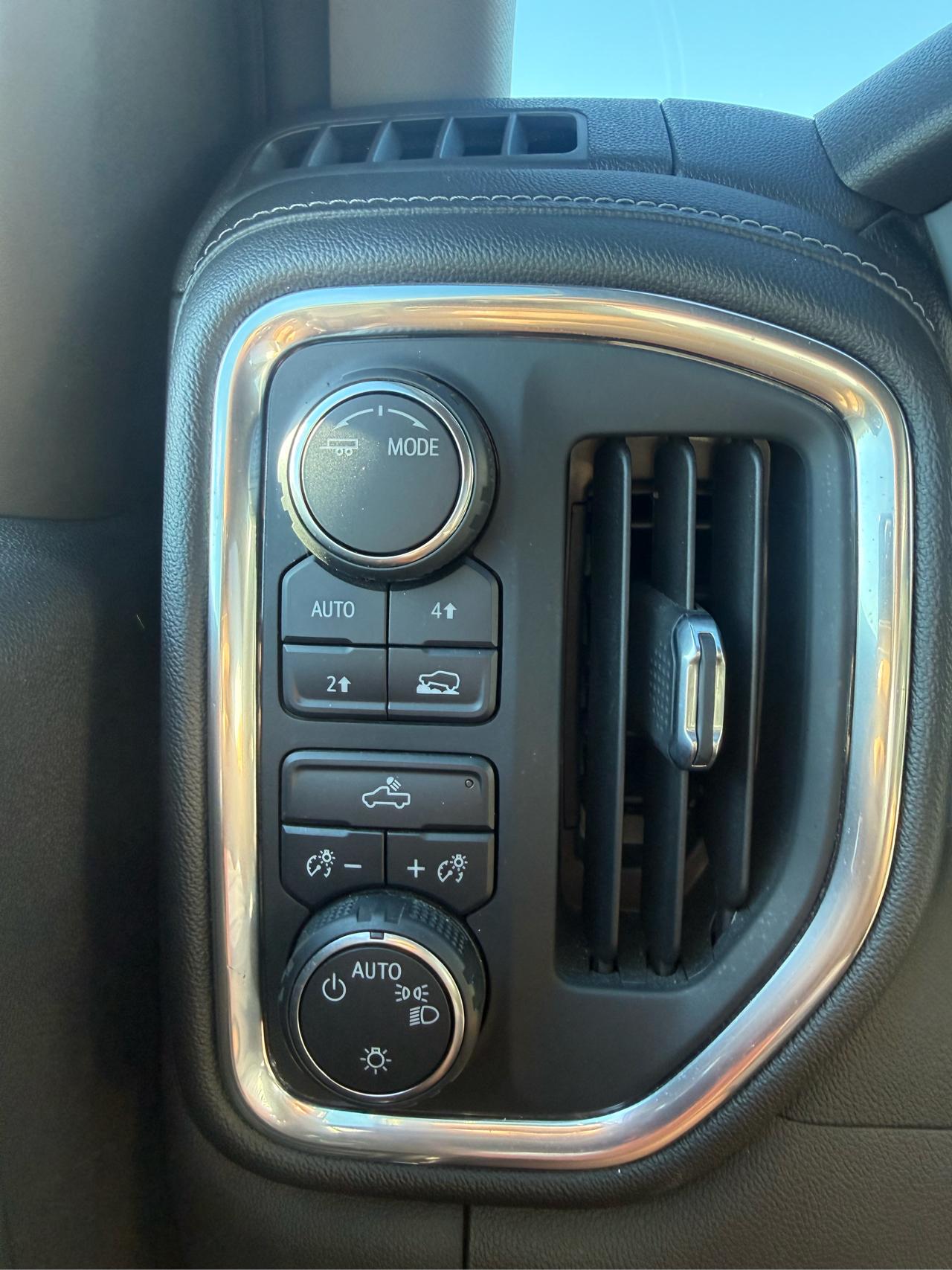 Chevrolet Silverado 1500 LT Crew Cab 4WD 2020