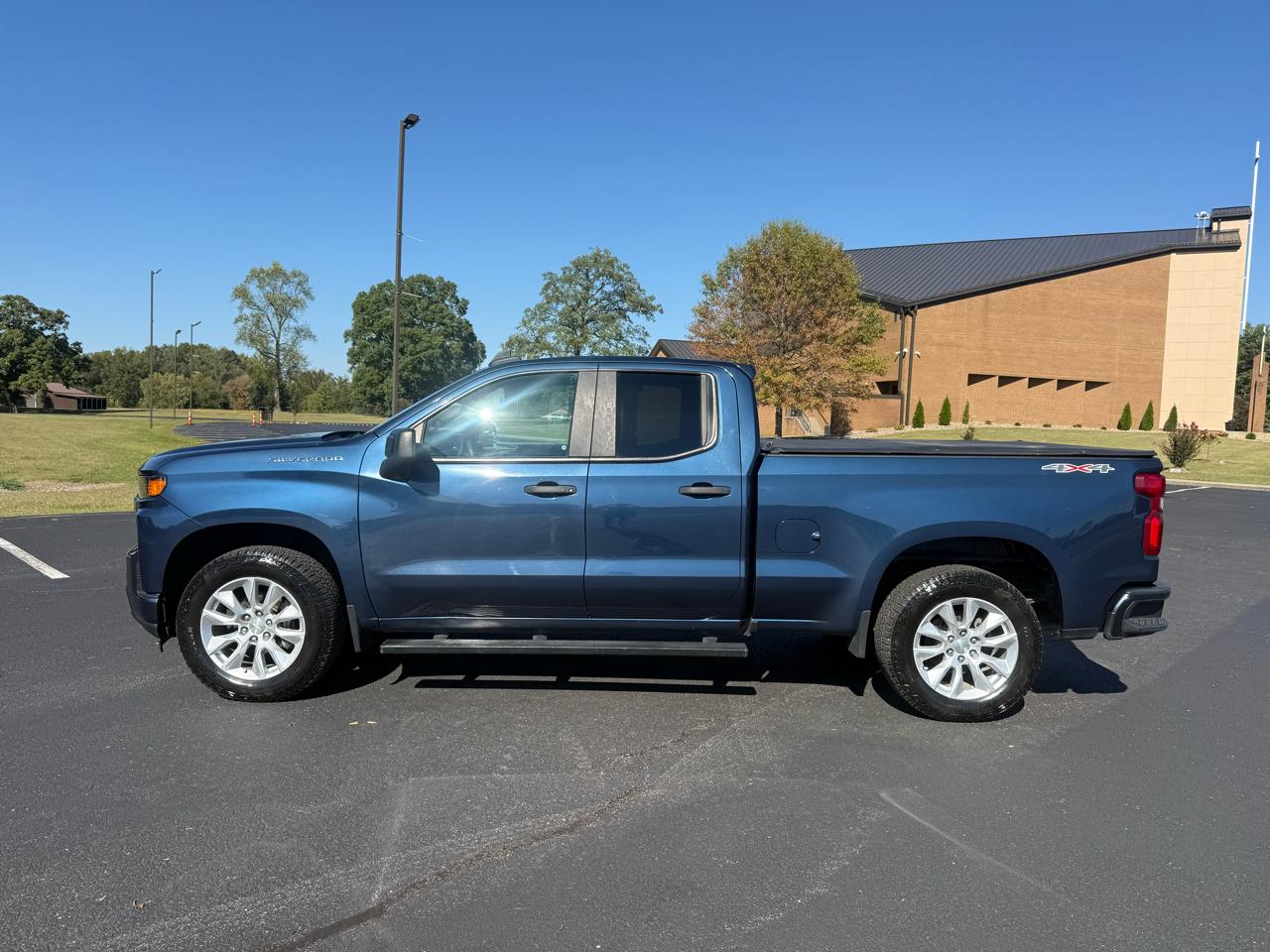 Chevrolet Silverado 1500 Custom Double Cab 4WD 2019