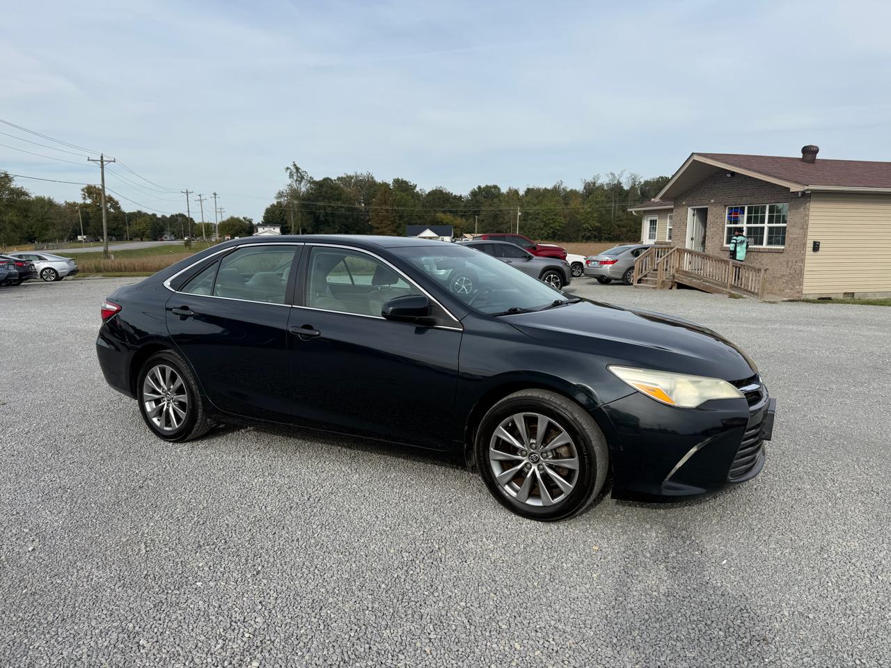 Toyota Camry SE 2017