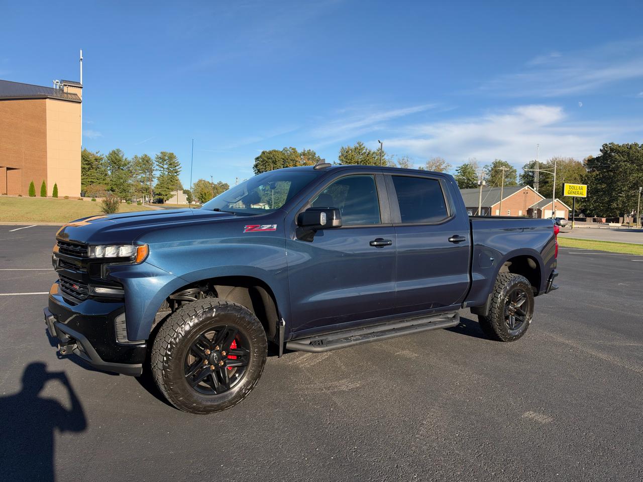 Chevrolet Silverado 1500 LT Trail Boss Crew Cab 4WD 2020
