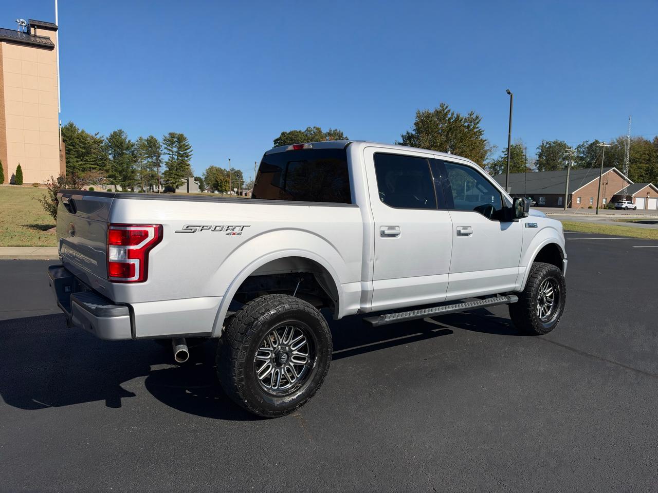 Ford F-150 XLT SuperCrew 5.5-ft. Bed 4WD 2018