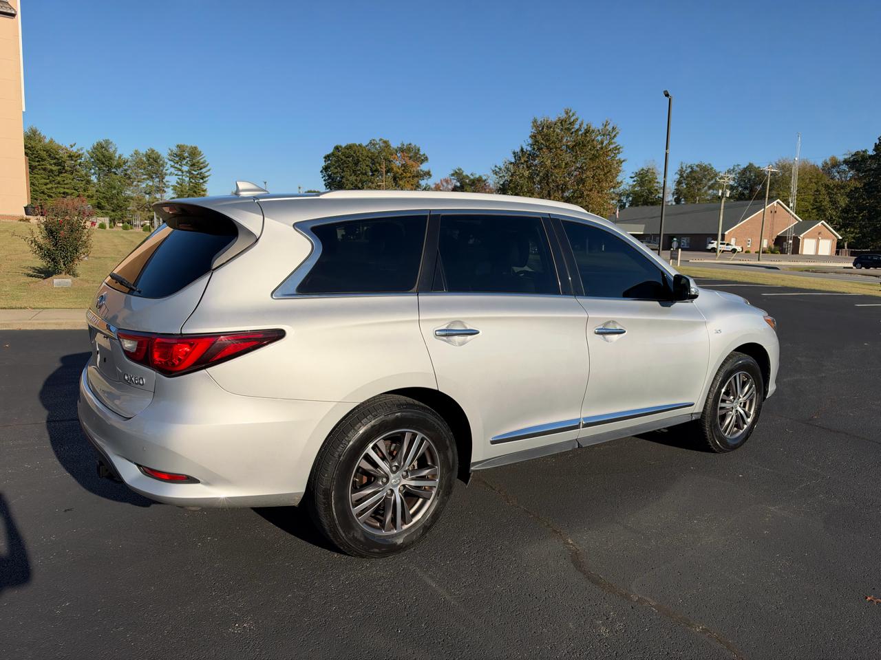 Infiniti QX60 FWD 2018