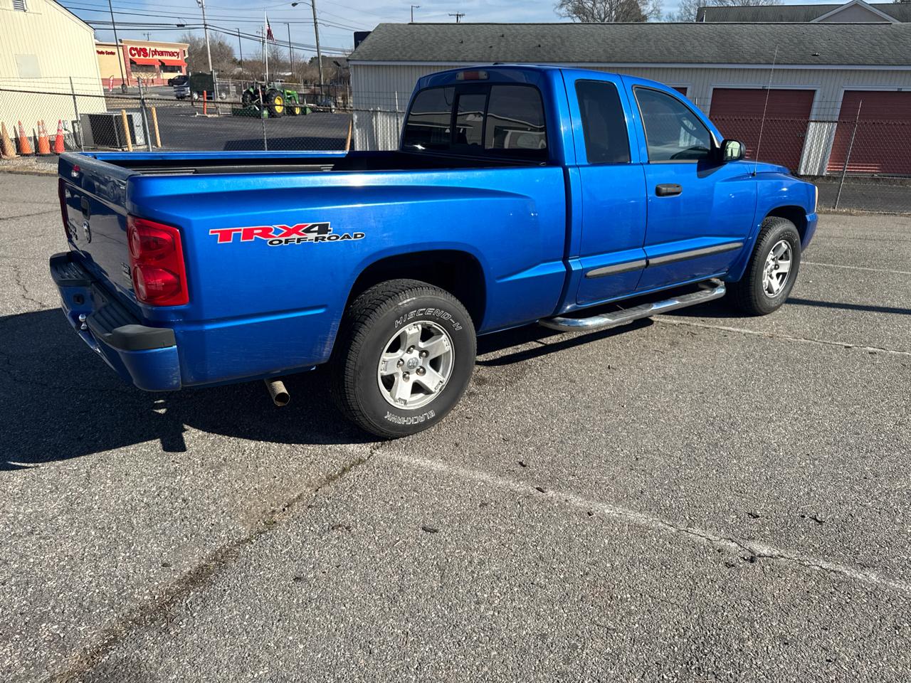 Dodge Dakota SLT Club Cab 4WD 2007