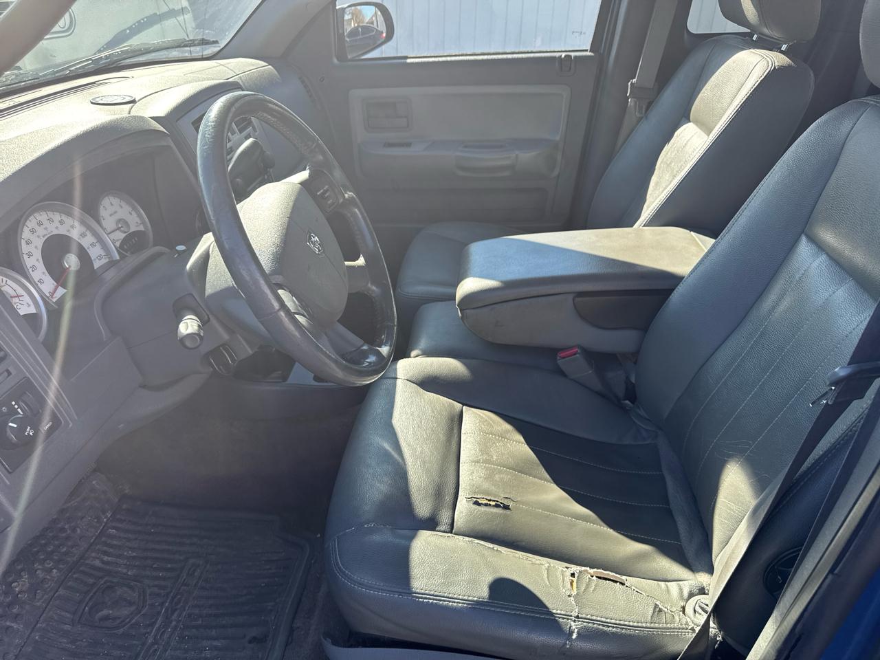 Dodge Dakota SLT Club Cab 4WD 2007