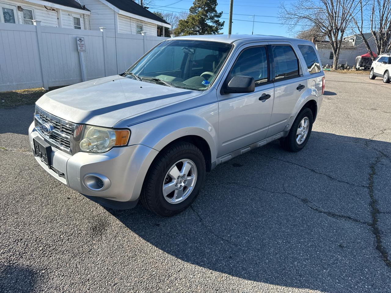 Ford Escape XLS FWD 2011