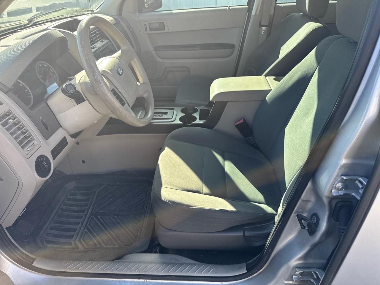 Ford Escape XLS FWD 2011