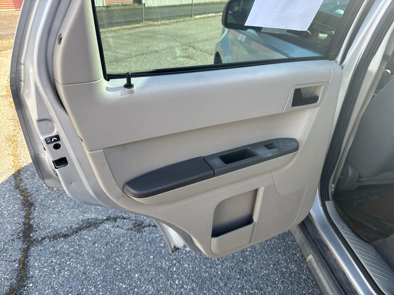 Ford Escape XLS FWD 2011