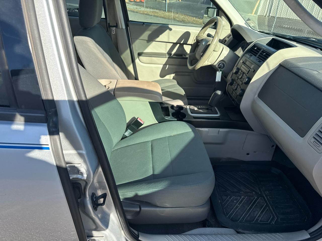 Ford Escape XLS FWD 2011