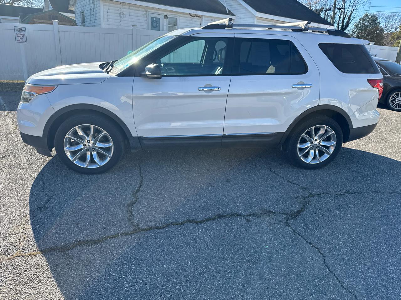 2013 Ford Explorer 4dr 112" WB XLT 4WD