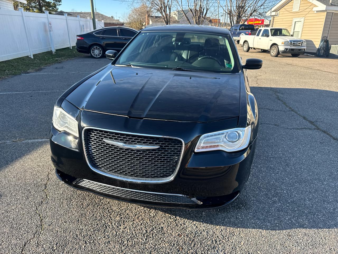 Chrysler 300 Limited RWD 2015