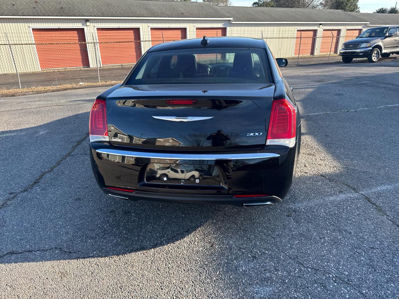 Chrysler 300 Limited RWD 2015