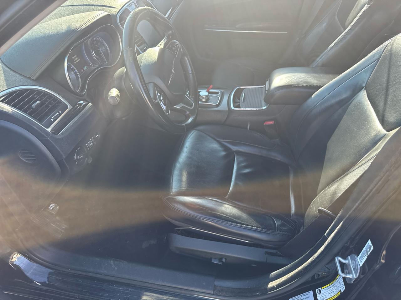 Chrysler 300 Limited RWD 2015