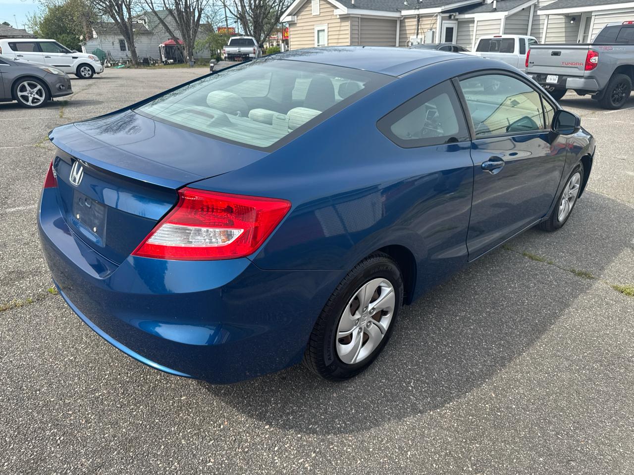 Honda Civic 2dr Cpe LX Auto w/Side Airbags 2013