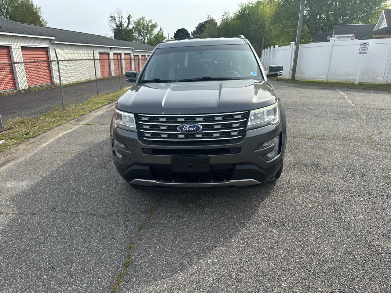 Ford Explorer 4dr 112" WB XLT 4WD 2017