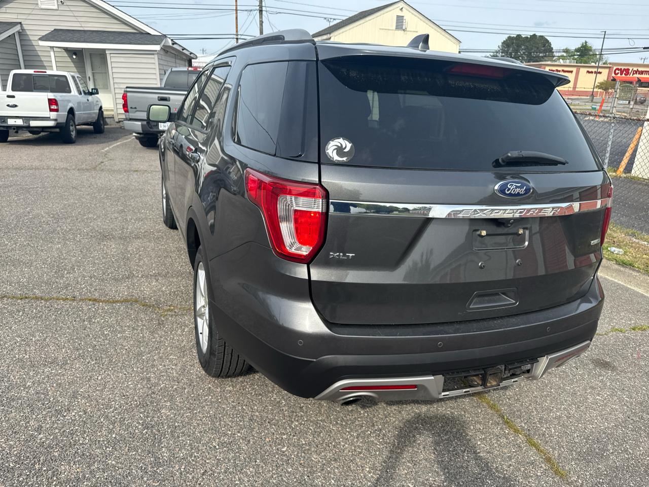 Ford Explorer 4dr 112" WB XLT 4WD 2017