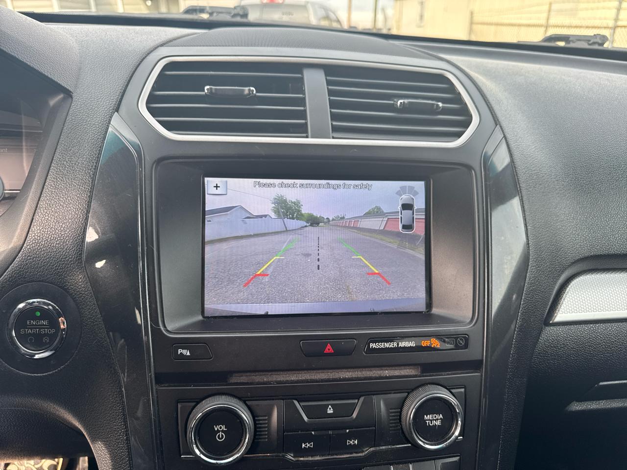 Ford Explorer 4dr 112" WB XLT 4WD 2017