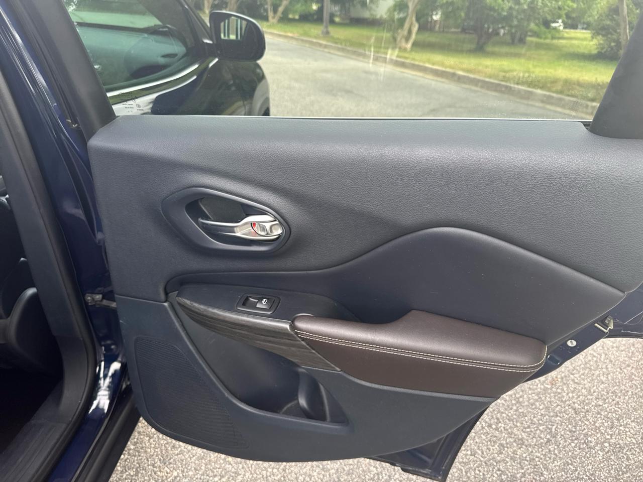 Jeep Cherokee Limited 4WD 2016