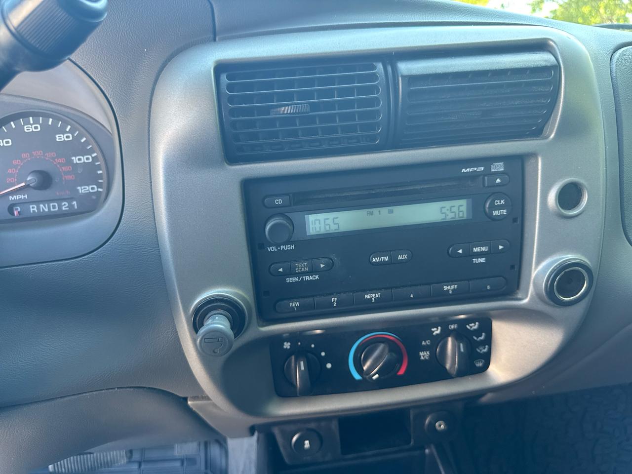 Ford Ranger 4dr Supercab 126" WB XLT 2011