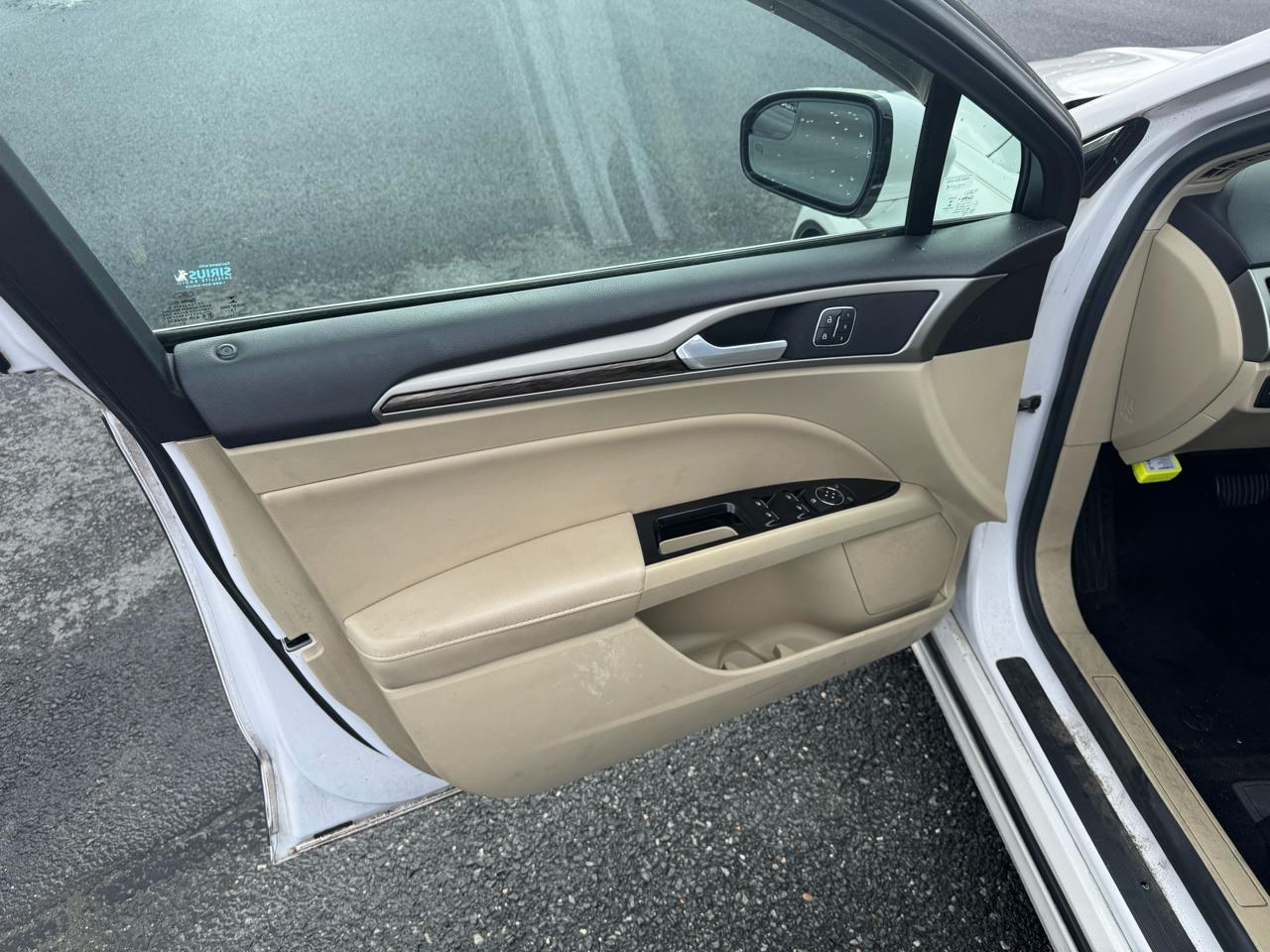 Ford Fusion SE 2014
